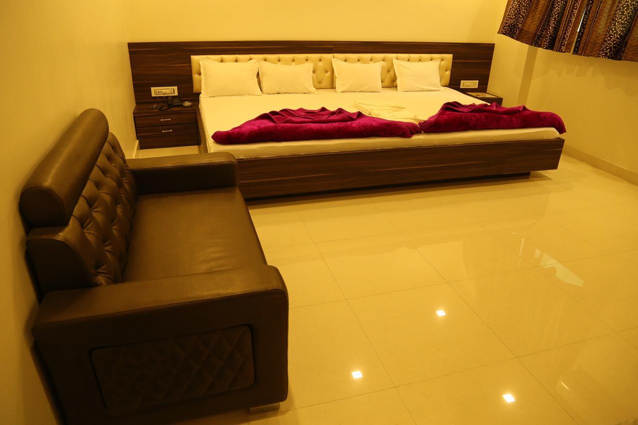 Hotel Kingsway Ajmer Ngoại thất bức ảnh