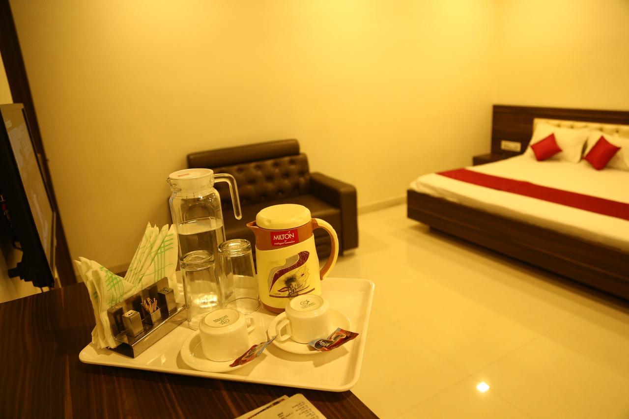 Hotel Kingsway Ajmer Ngoại thất bức ảnh
