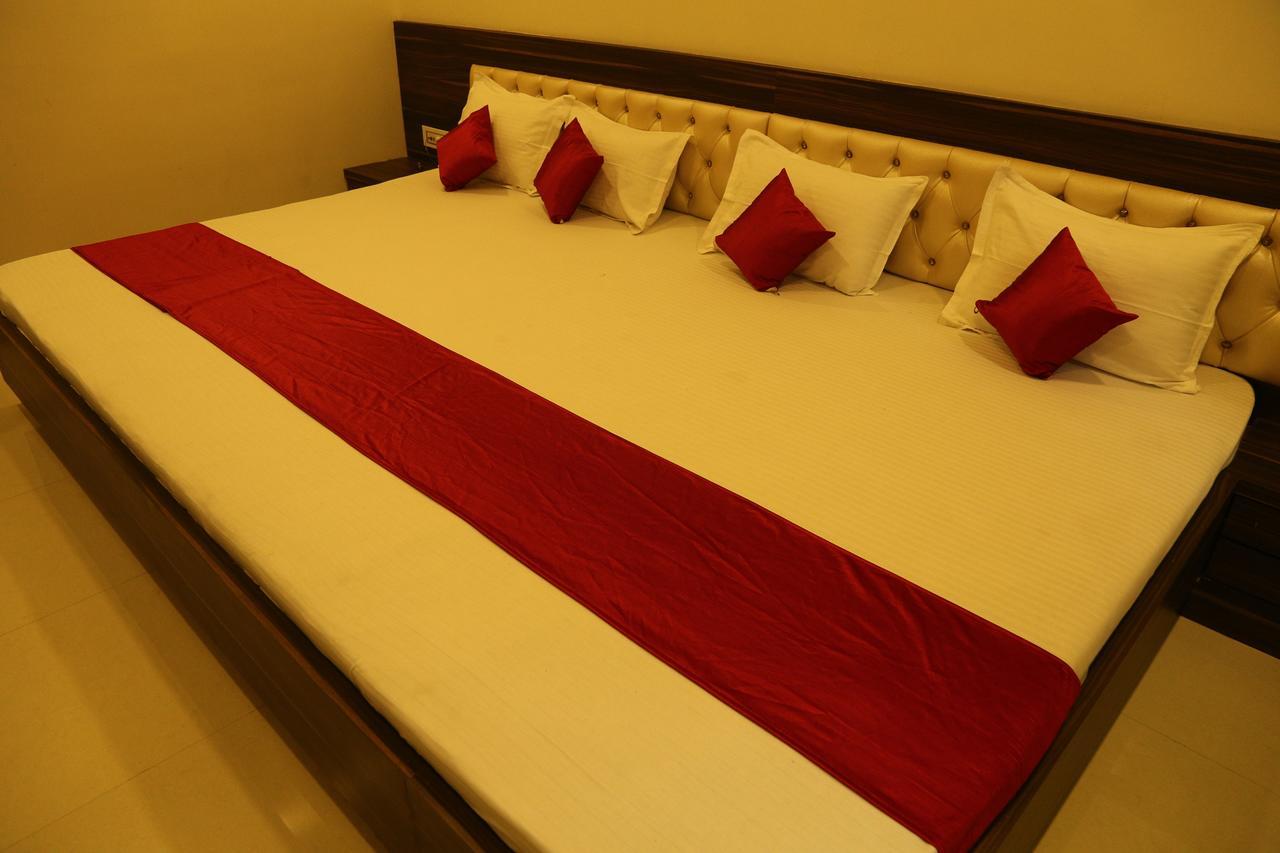 Hotel Kingsway Ajmer Ngoại thất bức ảnh
