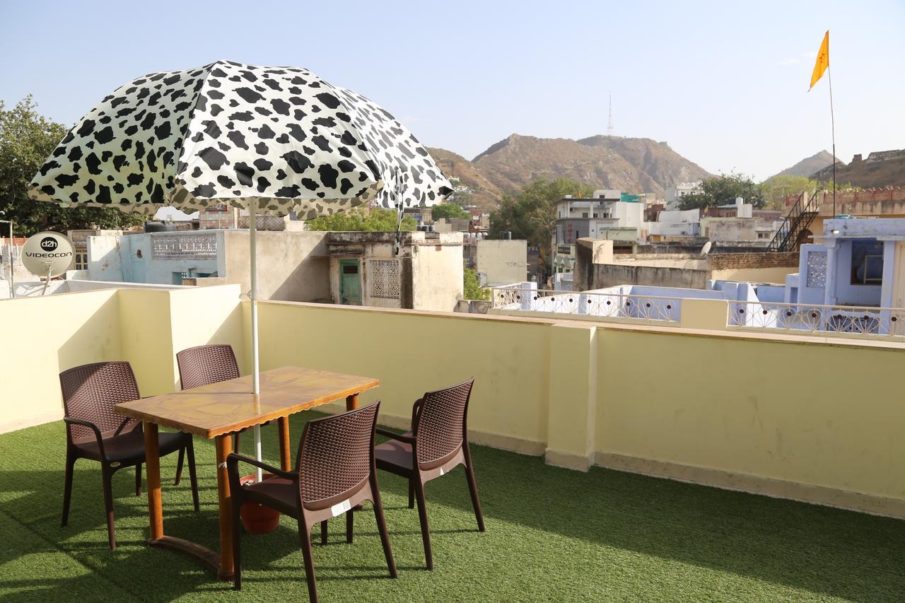Hotel Kingsway Ajmer Ngoại thất bức ảnh